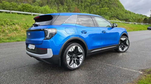 FORD Explorer Pris kr. 6900.- Premium AWD Extended Range