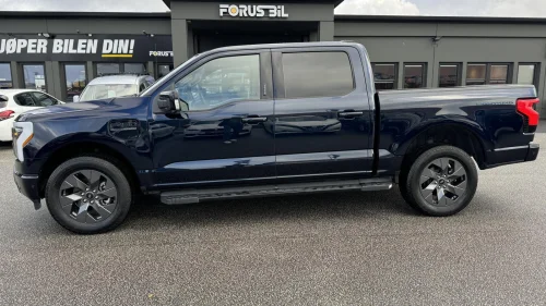 FORD F-150 Lightning Lariat Lariat Long Range 520 km/ 589 HK/ 131kWh/