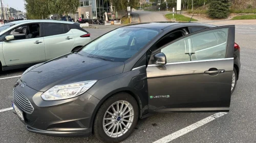 FORD-CNG-TECHNIK Focus Electric Automat Ryggekamera Navigasjon 113500km