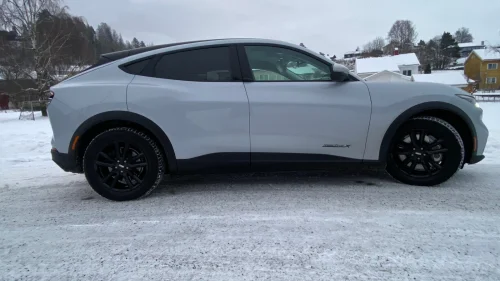 FORD Mustang Mach-E Long Range RWD 300 hk 610 km WLTP Glacier Grey
