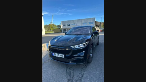 FORD Mustang Mach-E 98KWH RWD Long Range/Skinn/Kamera/B&O/Acc/panoramatak