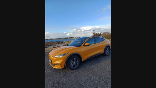 FORD Mustang Mach-E SR RWD