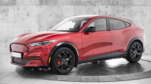 FORD Mustang Mach-E LR | Hengerfeste | Premium | 600km