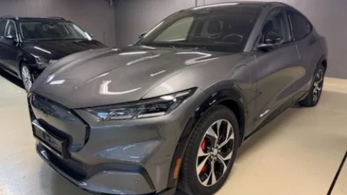 FORD Mustang Mach-E 75Kwh SR AWD m/ Panorama-Teckpakke-Navi-Skinn++