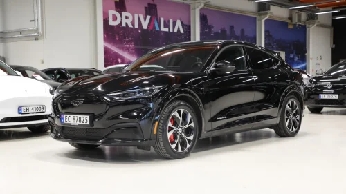 FORD Mustang Mach-E Standard Range AWD/Soltak/B&O/Acc/Skinn/Kamera