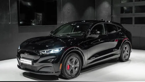 FORD Mustang Mach-E SR 400KM AWD Bang&Olufsen 360° Skinn Rattvarme CarPlay