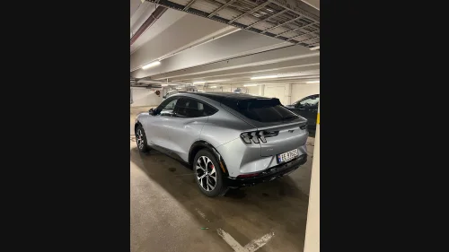 FORD Mustang Mach-E SR AWD