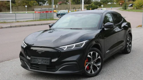 FORD Mustang Mach-E AWD LONG RANGE ACC DAB NAVI SKINN B&O RATTVARME ++