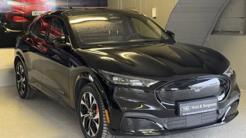 FORD Mustang Mach-E LR AWD Premium B&O,360 kamera,Panoramatak