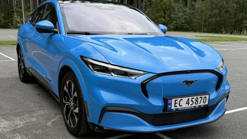 FORD Mustang Mach-E First Edition AWD