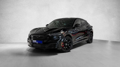 FORD Mustang Mach-E 540km Long Range, 4x4, Hengerfeste.