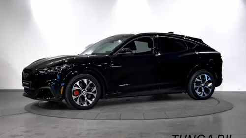 FORD Mustang Mach-E Long Range AWD, Teknologipakke, B&O | Kr 3.390 pr mnd!