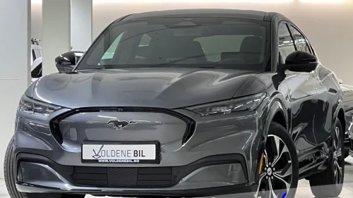 FORD Mustang Mach-E PREMIUM LR AWD // SERV. AVTALE-H.F/1500KG-360-B&O