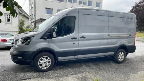 FORD TRANSIT 350 68kWt 269hk L3H2 Trend