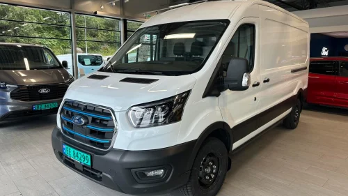 FORD Transit 350 68kWt 269hk L3H2 Trend Demobil! 3 seter, xenon. alu