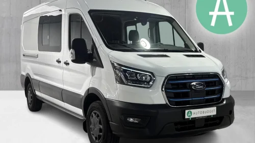 FORD Transit Kombi 6 seter / Garanti til 2028 / Navi / ACC / Kamera