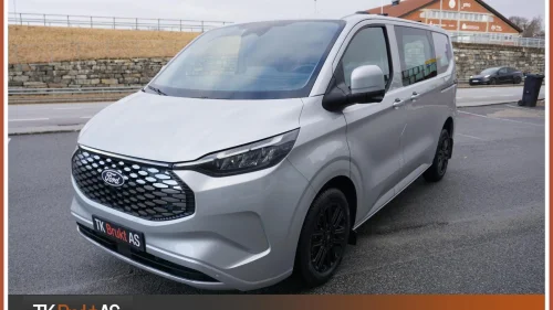 FORD Transit Custom L1 218HK LIMITED RYGGEKAMERA 3 SETER KROK TAKBØYLER