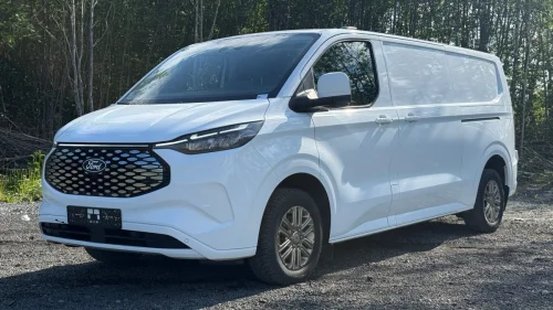 FORD Transit Custom 64 kWh 217 hk L2 ACC 360-kamera Navi LED