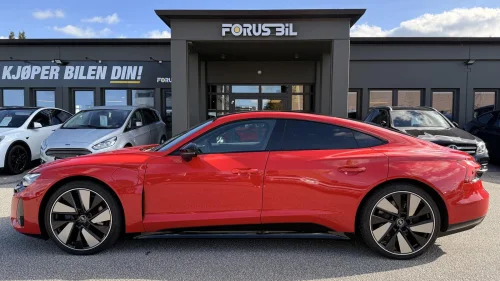 AUDI E TRON GT Quattro 476hk/HeadUp/B&O/LuftAlcantara / Panorama+++