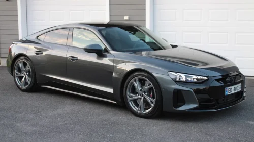 AUDI E TRON GT Pro-Hud-4Hjulsstyring-Vent-B&O-360-Matrix-Carbid