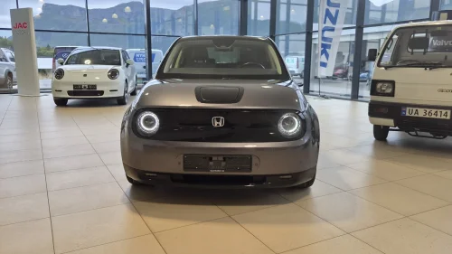 HONDA e Advance 17"