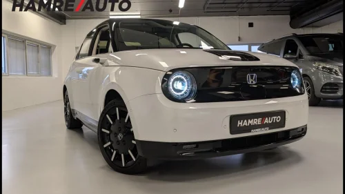 HONDA e Advance/154HK/Glasstak/360Kam/Carplay/AdaptivC/Garanti