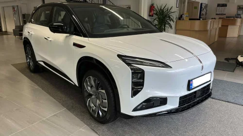 FAW EHS7 Premium 4 WD 619HK LEVERINGSKLAR