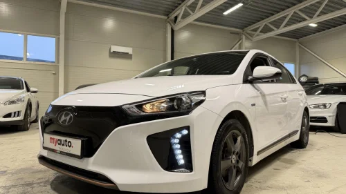 HYUNDAI IONIQ Electric/Infinity/Dab+/NAVI/R-Kamera ++