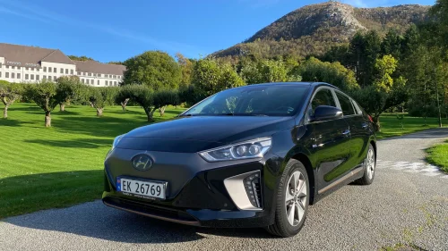 HYUNDAI IONIQ