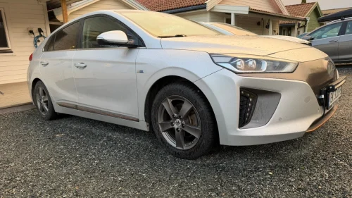 HYUNDAI IONIQ Teknikk