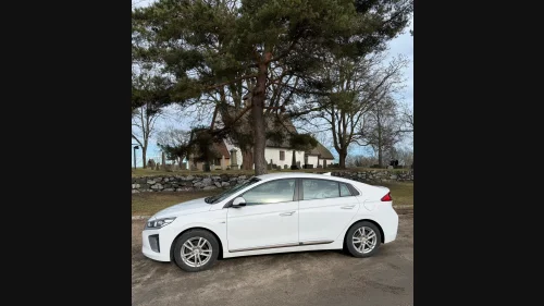 HYUNDAI IONIQ