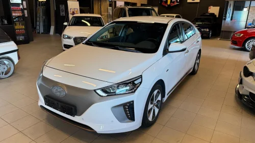 HYUNDAI IONIQ NY EU/ DAB/ Ryggekamera/ Infinty/ EN EIER/280km WLTP!