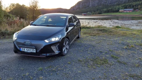 HYUNDAI IONIQ Teknikk