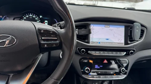 HYUNDAI IONIQ