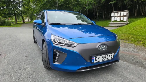 HYUNDAI IONIQ