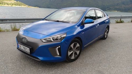 HYUNDAI IONIQ Teknikk