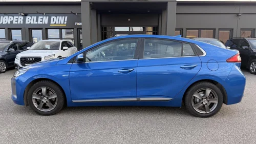 HYUNDAI IONIQ Topp utstyrt/Infinity /Skinn /Carplay /Kjøling /EU 2028