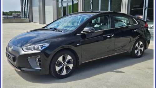HYUNDAI IONIQ Premium Skinn ACC Soltak Navi Keyless Blis DAB EU 5/26