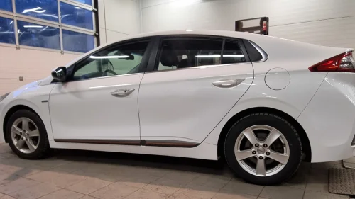HYUNDAI IONIQ Teknikk  Blue drive