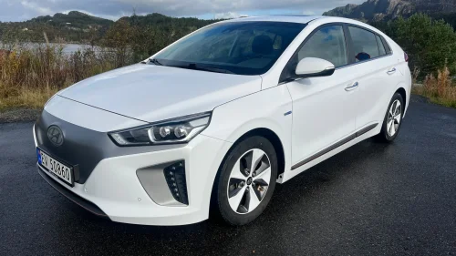 HYUNDAI IONIQ Lav Km!! Én eier Skinn R Kam Soltak DAB+ L. Assist ACC+