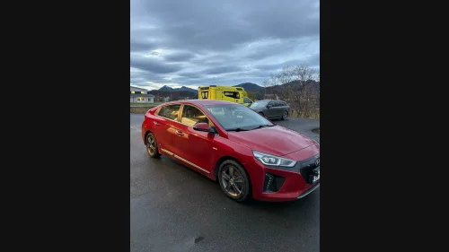 HYUNDAI IONIQ Teknikk