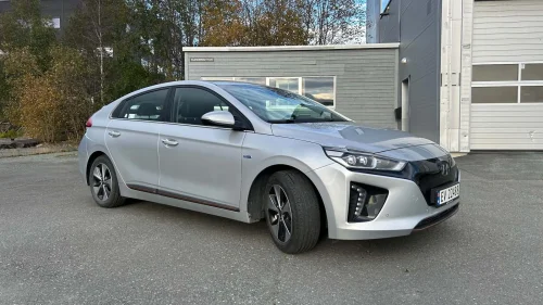 HYUNDAI IONIQ Teknikk - ACC - Varme i ratt - Ventilerte seter - Navi