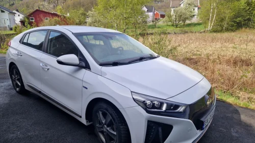 HYUNDAI IONIQ