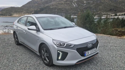 HYUNDAI IONIQ Teknikk, Skinn, Ryggekamera, Varme.p.