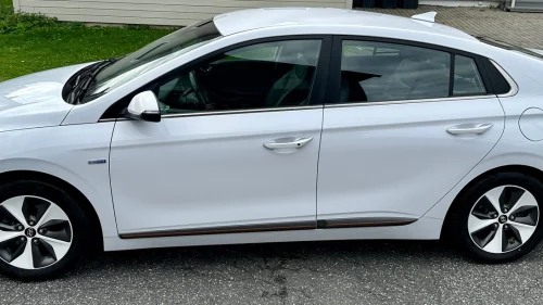 HYUNDAI IONIQ