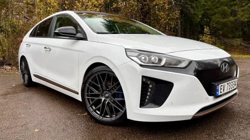 HYUNDAI IONIQ Teknikk + skinn