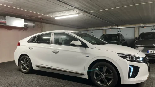 HYUNDAI IONIQ
