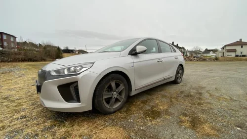 HYUNDAI IONIQ Teknikk