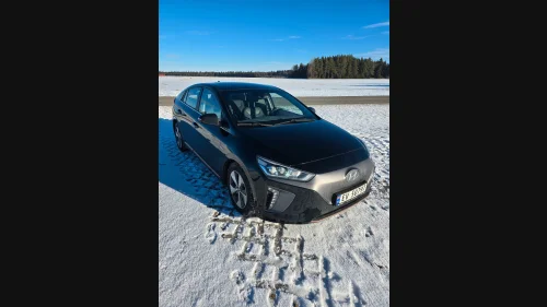 HYUNDAI IONIQ TEKNIKK soltak EU 27 skinn V.PUMPE hurtiglading LED ada