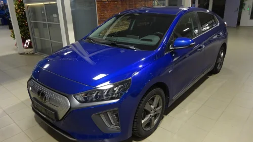 HYUNDAI IONIQ 136 Hk Premium Skinn Navi Kamera Bluelink Led